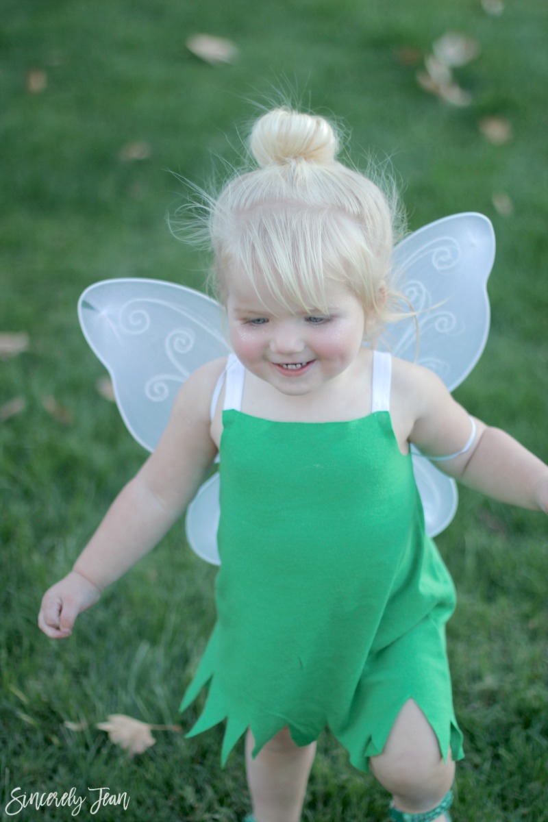 DIY Tinker Bell Halloween Costume and Hair Tutorial - Simple and cute tutorial on how to make a toddler Tinker Bell costume and tips for doing the hair! Perfect Halloween costume for toddlers! | www.sincerelyjean.com