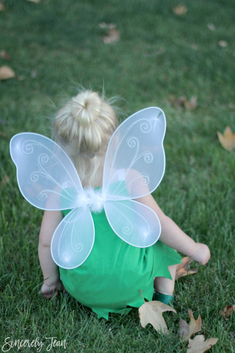 DIY Toddler Tinker Bell Costume and Hair - Simple and cute tutorial on how to make a toddler Tinker Bell costume and tips for doing the hair! Perfect toddler girl Halloween costume! | www.sincerelyjean.com