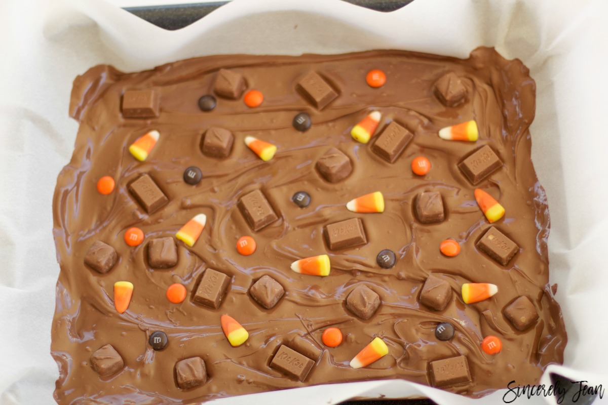 Halloween candy turned into yummy chocolate bark, by SincerelyJean.com